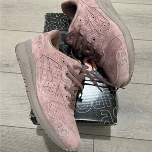 Asics X Ronnie Fieg Kith Gel Lyte III Palette Dusty Muave size 9.5
